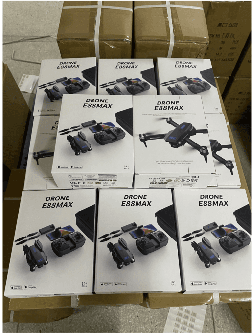 E88 MAX Foldable Camera Drone - product image 4