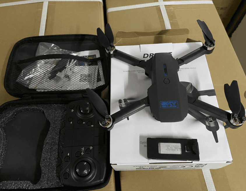 E88 MAX Foldable Camera Drone - product image 3