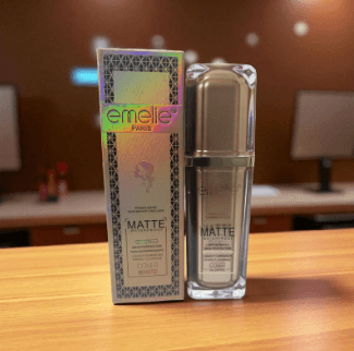 Emelie Paris Matte Foundation